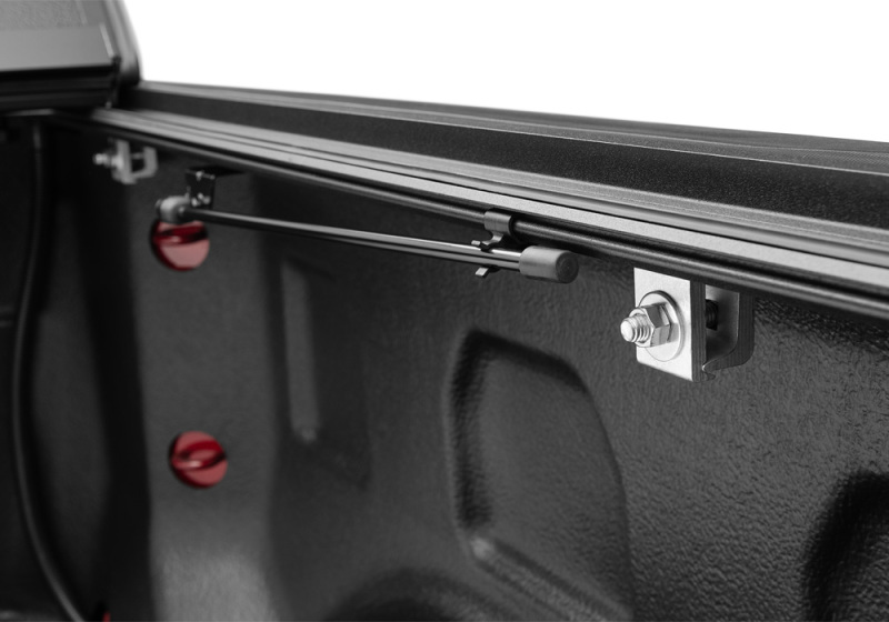 BAK 226130 19-20 Chevy Silverado 5ft 8in Bed (New Body Style) BAKFlip G2 - Image 5