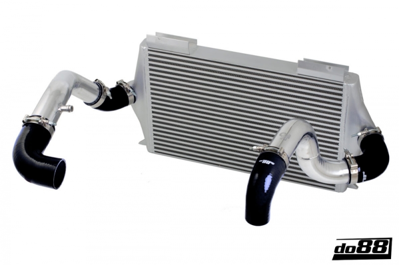 do88 BIG-940-S-76 92-98 Volvo 740/940 Turbo (76mm Throttle) BigPack Intercooler Kit w/Black Hoses