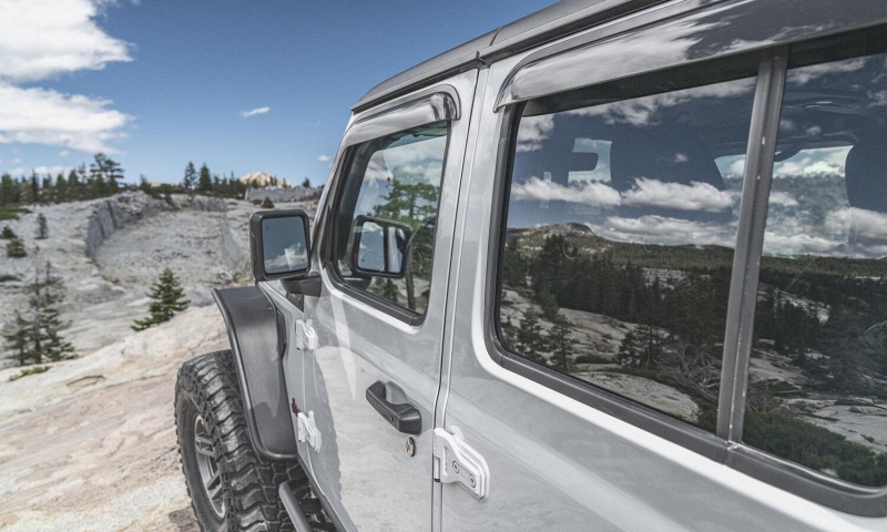 AVS 94183 2018 Jeep Wrangler Unlimited (4-Door) Ventvisor Outside Mount Window Deflectors 4pc - Smoke - Image 8