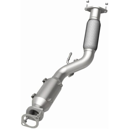 MagnaFlow 280396 17-20 Nissan Rogue Sport Rear Underbody 2L Direct Fit Converter - Image 3