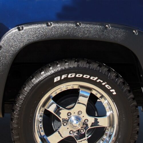 Lund RX103T 99-07 Chevy Silverado 1500 RX-Rivet Style Textured Elite Series Fender Flares - Black (4 Pc.) - Image 4