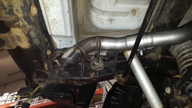 Flowmaster 817674 07-18 Jeep Wrangler JK American Thunder Cat-Back Exhaust System - Image 2