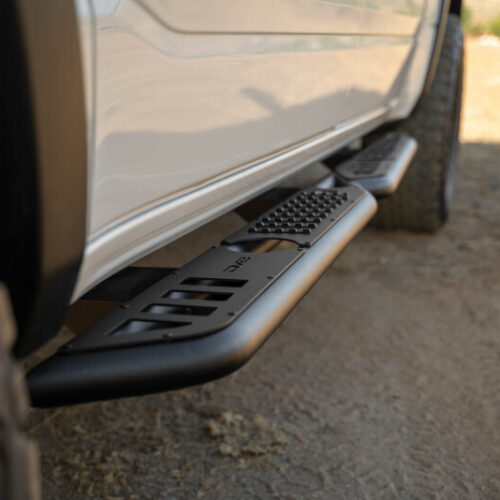 DV8 Offroad SRDR1-01 19-25 RAM 1500 Crew Cab OE Plus Side Steps - Black Steel - Image 10